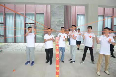 米兰网页版组织党员 职工开展党史学习教育红色走读活动