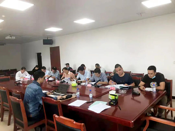 米兰网页版组织召开兴国县江闽物流港有限责任公司铁路专用线社会稳定风险评估报告论证会