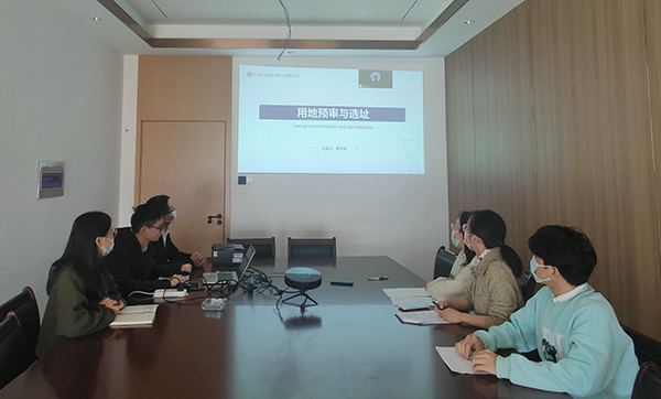 米兰网页版开展第十五期“江咨讲五堂”