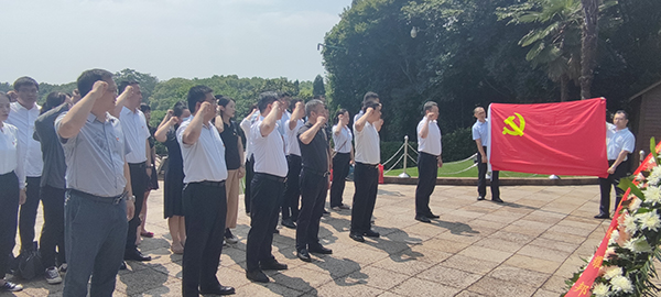 米兰网页版党支部开展“传承红色基因 汲取奋进力量”联合党建活动