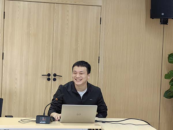 人间四月天 读书正当时——米兰网页版开展读书分享活动