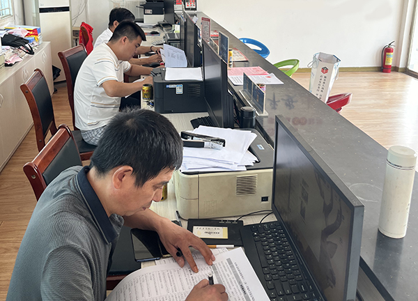 米兰网页版开展G320高安境内改线项目（三改）用地社会稳定风险评估调研