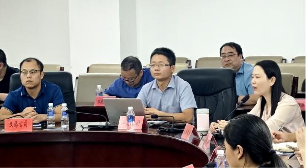 米兰网页版受邀为南昌市东湖区重大项目争资谋划开展专题培训