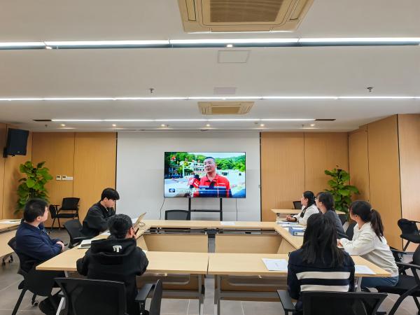 米兰网页版开展“学赣鄱先锋典范，践承诺勇创新绩”主题党日活动